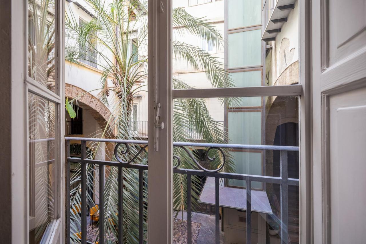 Aurora Apartment By Domus Sicily ปาแลร์โม ภายนอก รูปภาพ
